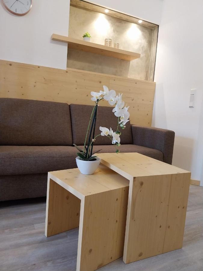 Hotel Post Hoenigwirt Kirchschlag in der Buckligen Welt Exteriör bild